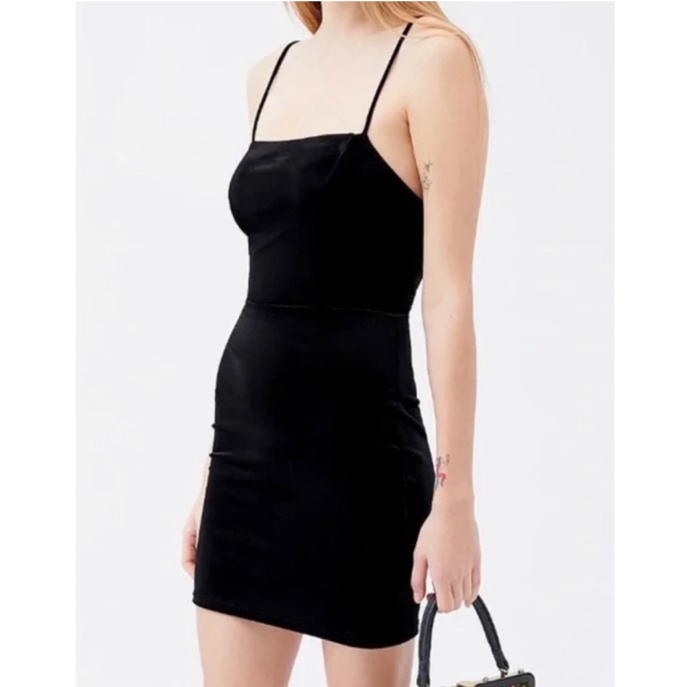 UO Genova Tie Back Dress Black